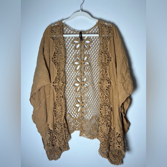 Torrid Crochet Embroidered Ruana with Sleeves Camel Kimono Coverup Size O/S - Picture 11 of 11
